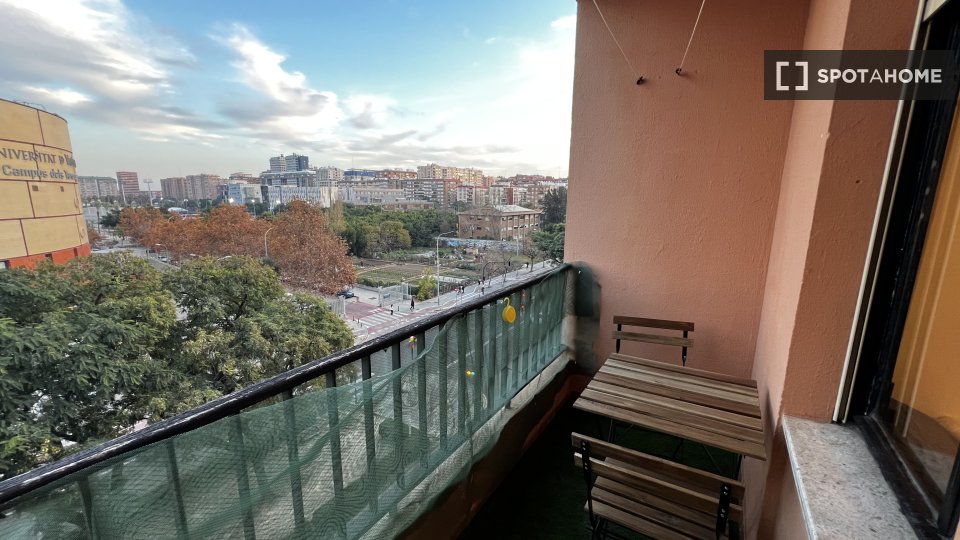 Double room Valencia, 5 beds — photo 14