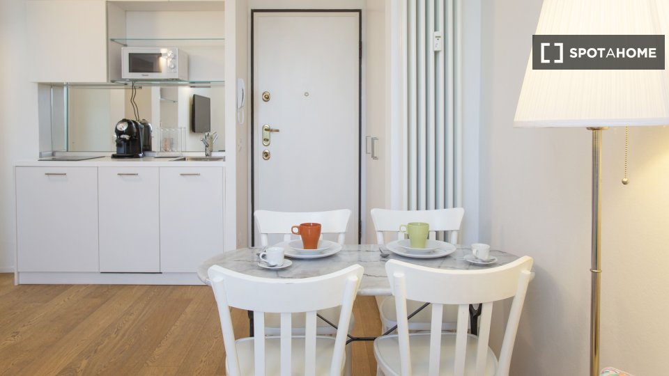 Apartment Milan, 1 bed, 40m² — photo 19