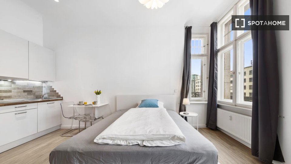 Apartment mono Berlin, 27m² — photo 3