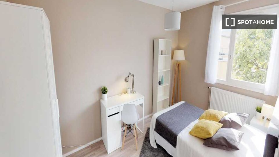 Camera doppia Lione, 4 camere, 70m² — foto 7