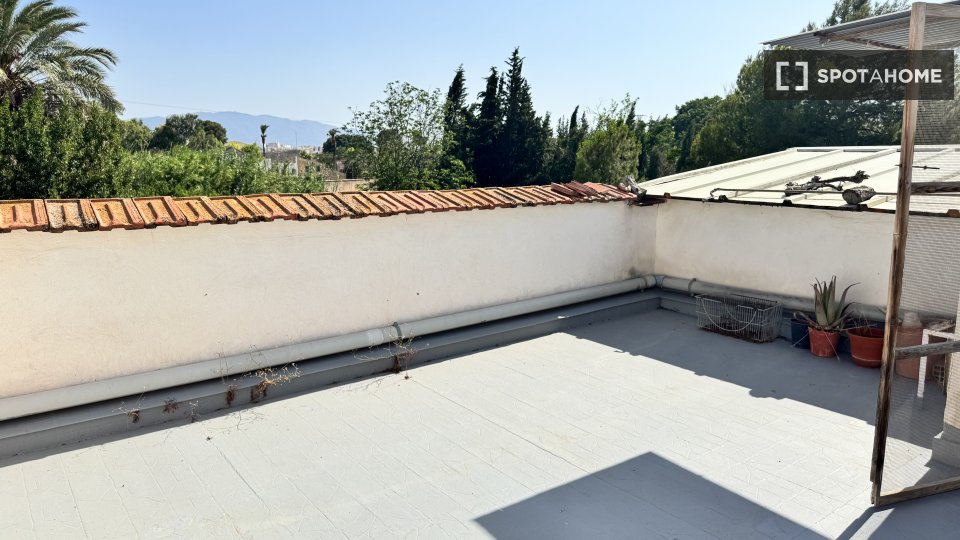 Apartment Murcia, 4 beds, 120m² — photo 1