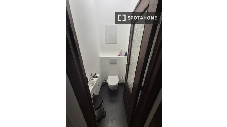 Double room Brussels, 6 beds — photo 7