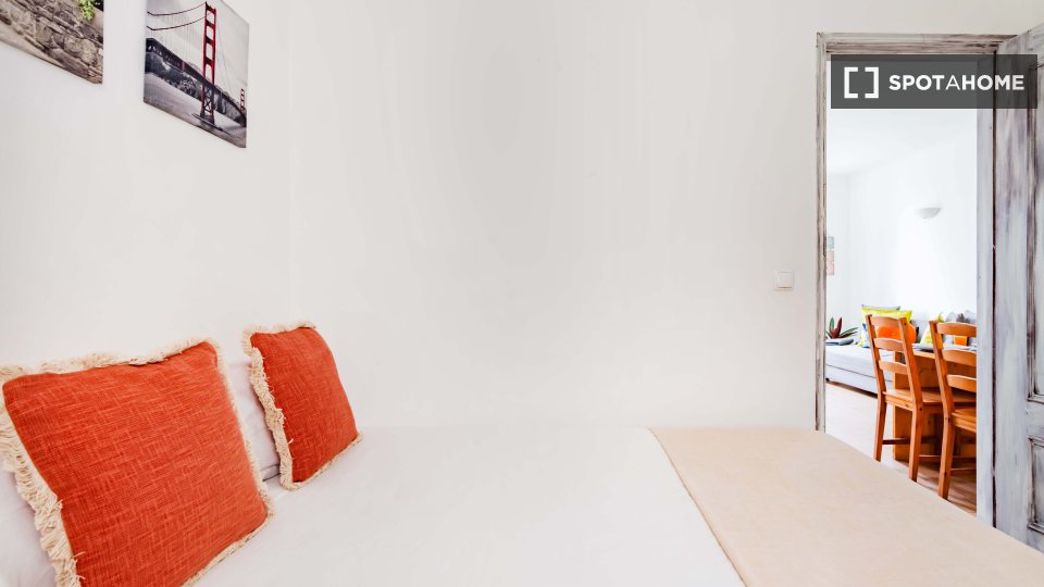 Apartment Lisbon, 2 beds — photo 13