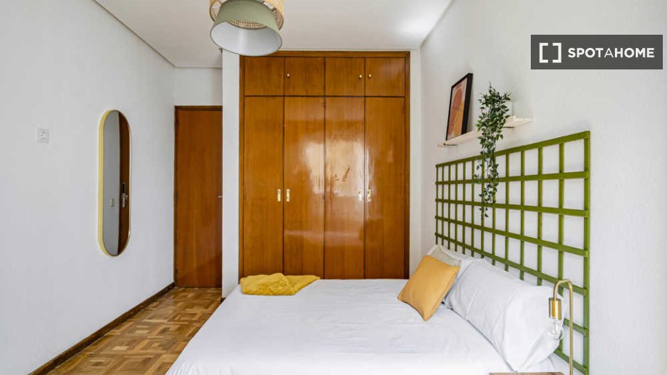 Double room Madrid, 7 beds — photo 87
