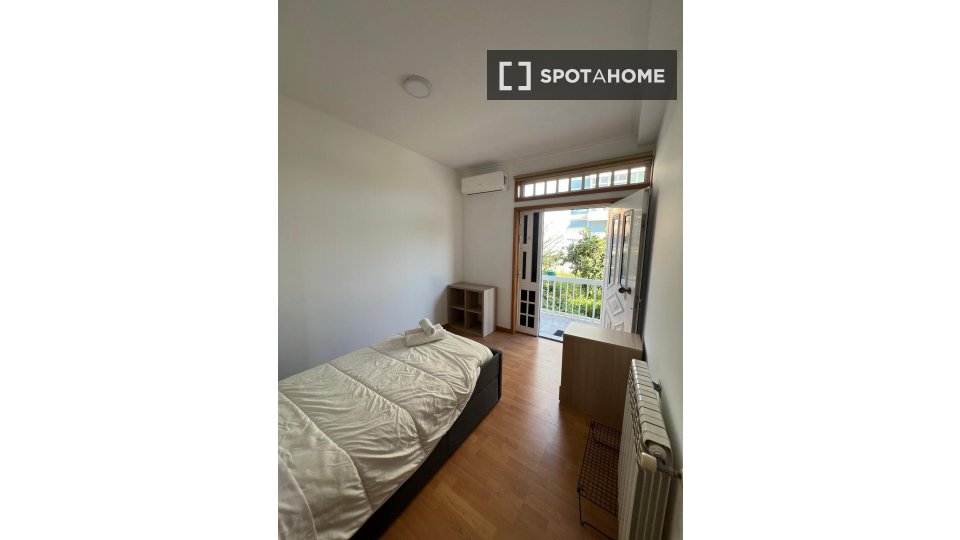 Double room Porto, 5 beds, 400m² — photo 11