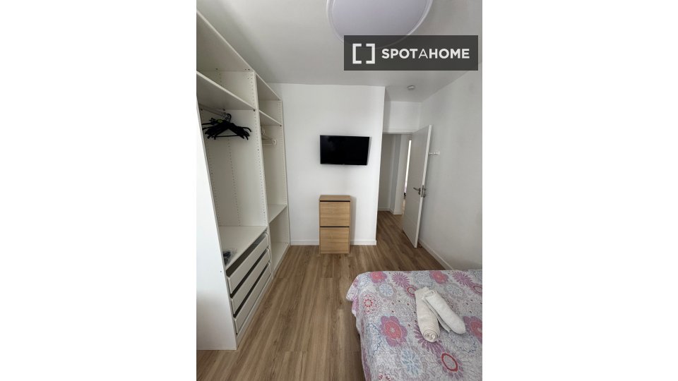 Double room Malaga, 8 beds, 270m² — photo 20