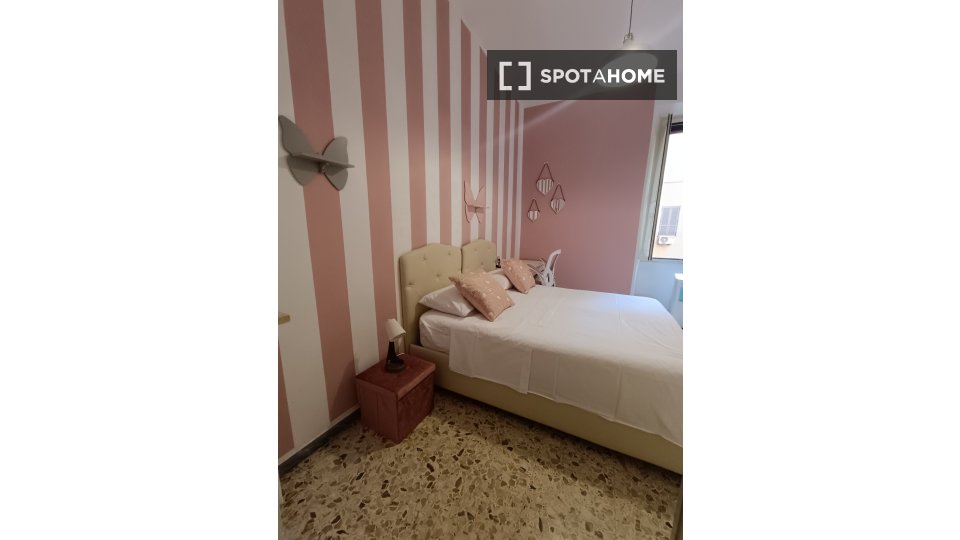 Apartment Rome, 2 beds — photo 18