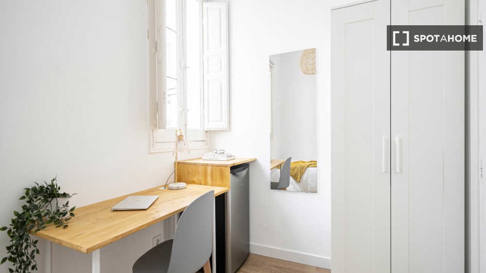 Double room Madrid, 8 beds — photo 123