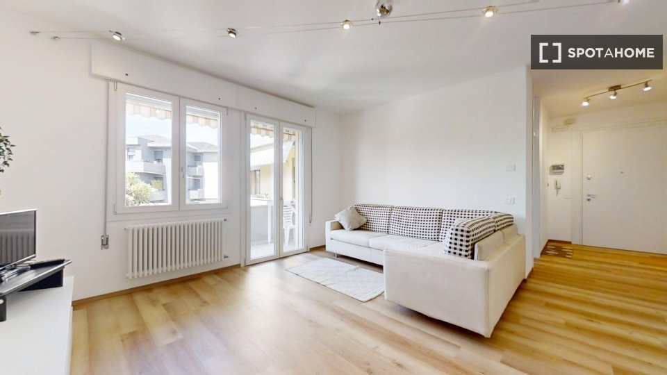 Double room Padua, 3 beds — photo 17