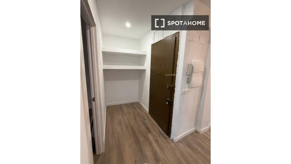 Apartment Zaragoza, 2 beds, 60m² — photo 1