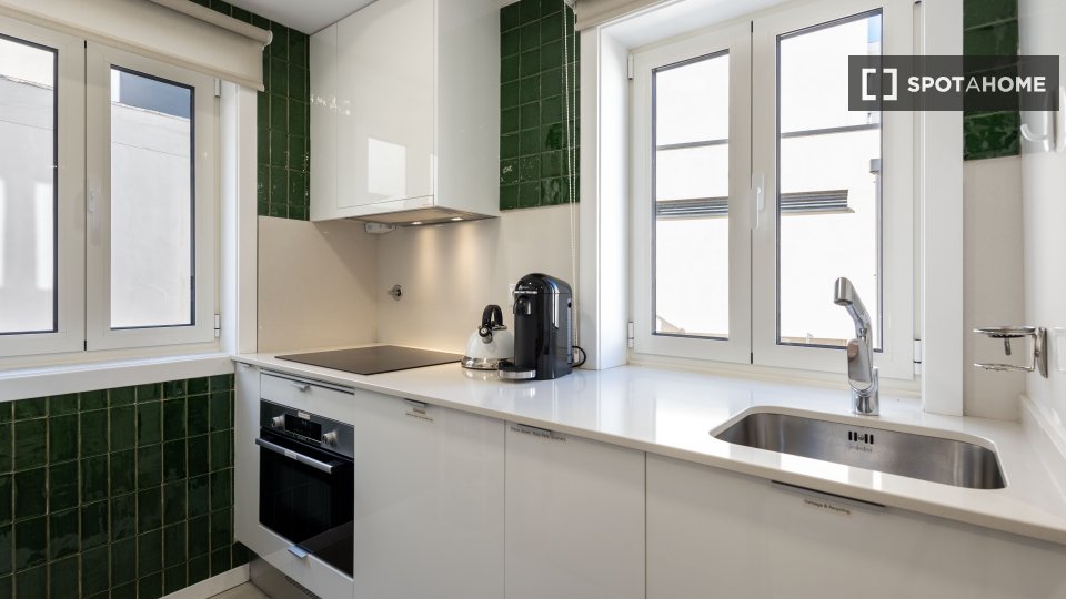 Apartment Porto, 2 beds, 60m² — photo 30