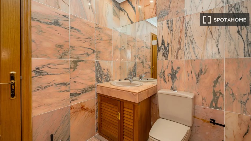 Double room Madrid, 10 beds — photo 14
