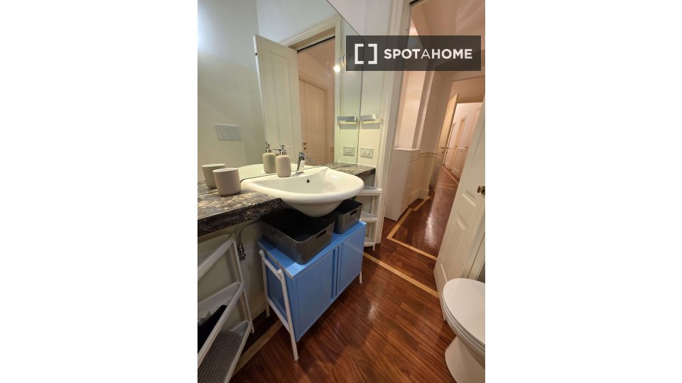 Double room Rome, 4 beds, 102m² — photo 4