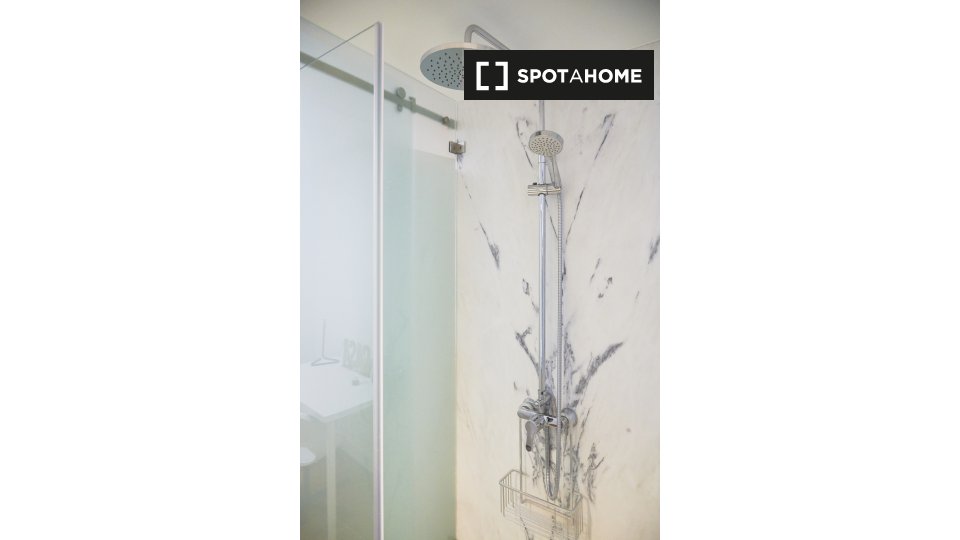 Apartment Lisbon, 1 bed — photo 15