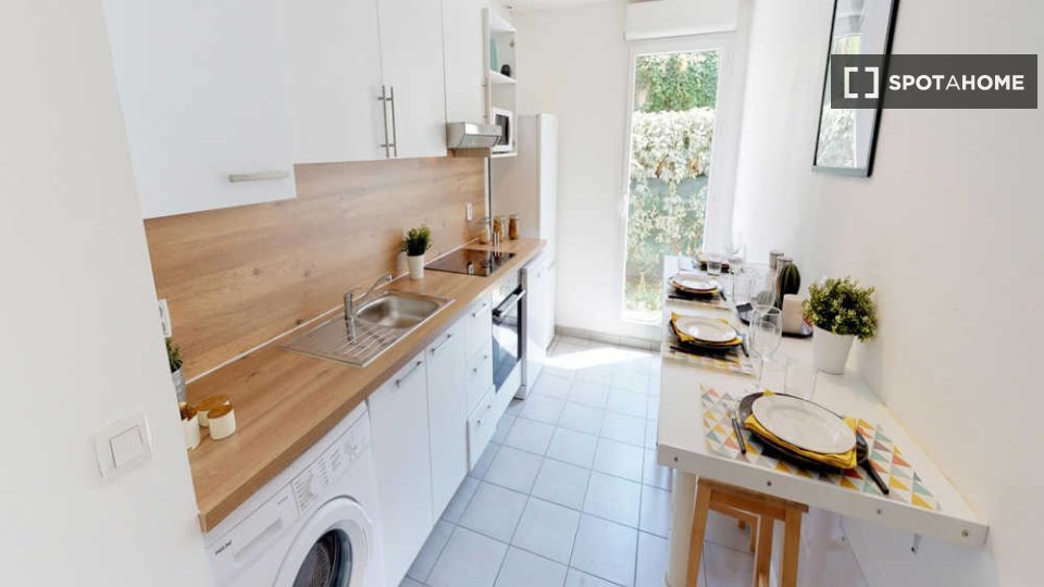 Double room Lyon, 4 beds, 70m² — photo 13