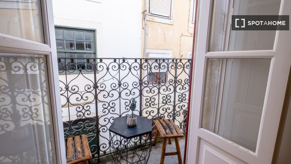Apartment Coimbra, 2 beds, 75m² — photo 41