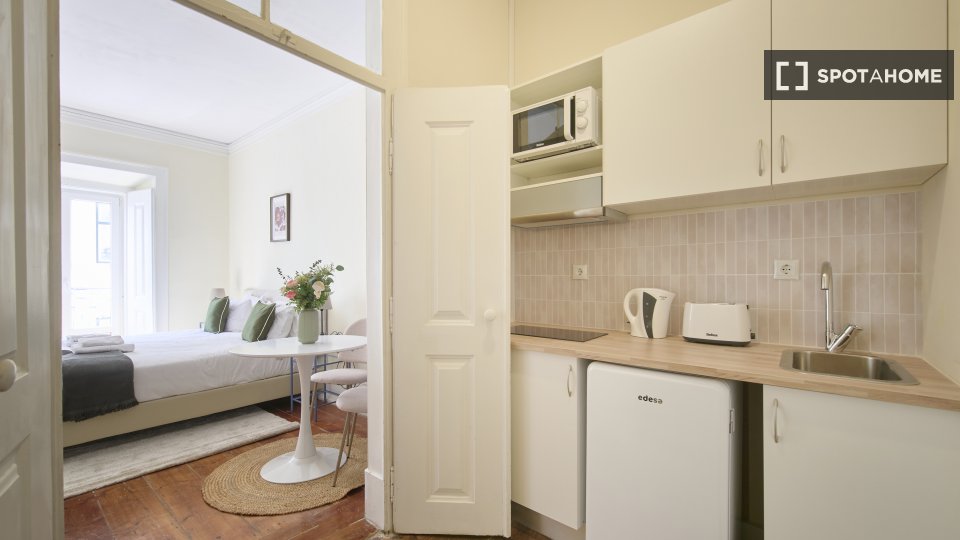 Apartment mono Lisbon — photo 2