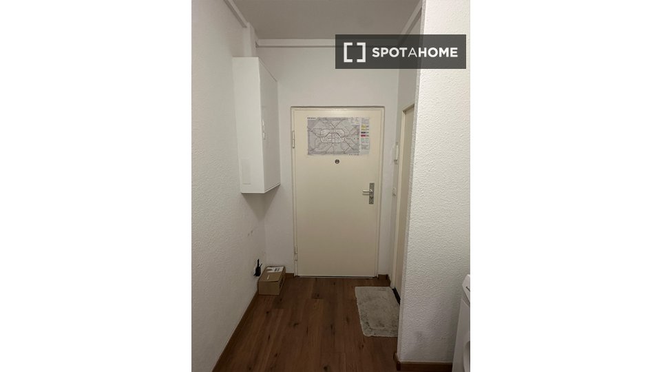 Apartment mono Berlin, 60m² — photo 3