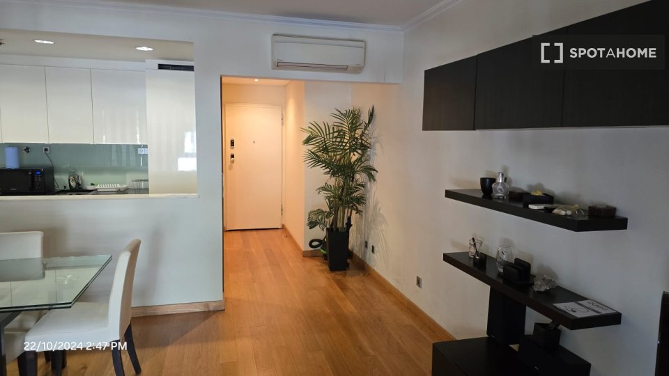 Apartment mono Lisbon, 76m² — photo 6