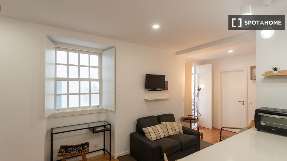 Apartment Coimbra, 2 beds, 75m² — photo 15