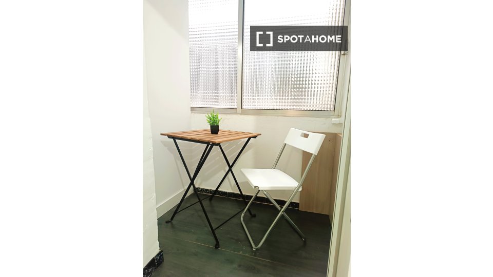 Double room Valladolid, 3 beds, 75m² — photo 7
