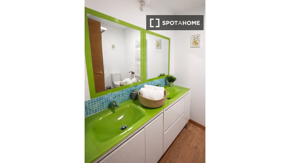 Apartment Madrid, 1 bed, 52m² — photo 2