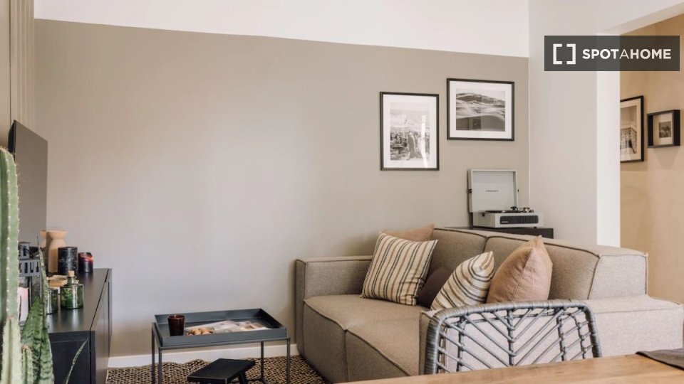 Apartment Lisbon, 2 beds — photo 19