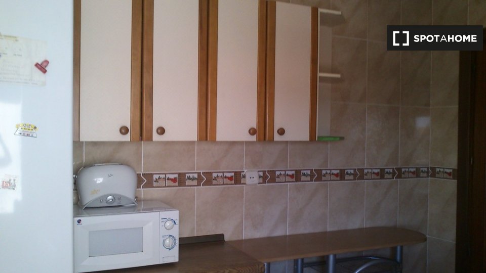 Double room Madrid, 2 beds — photo 10