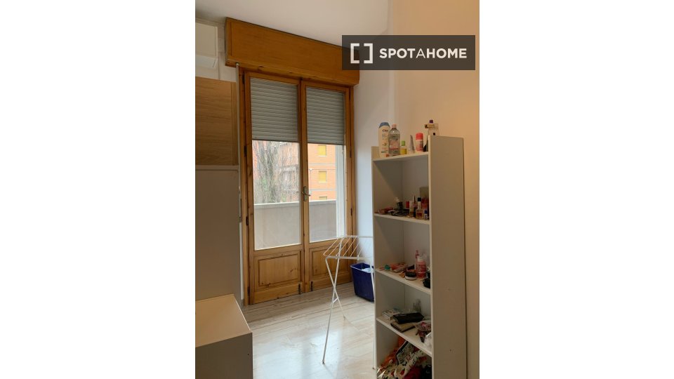 Double room Bologna, 4 beds — photo 10