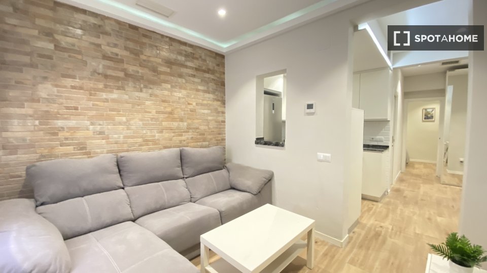 Apartment Madrid, 1 bed, 56m² — photo 12