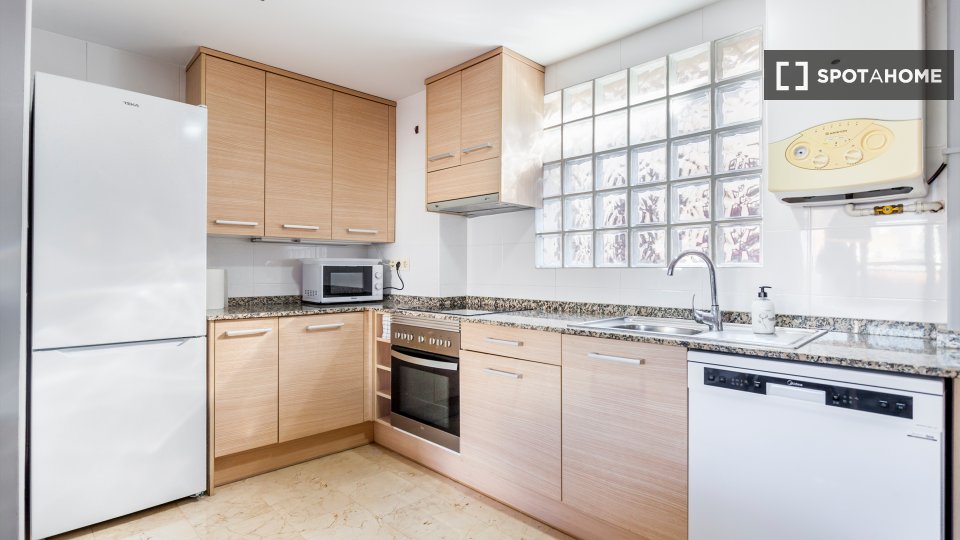 Apartment Valencia, 1 bed, 125m² — photo 10
