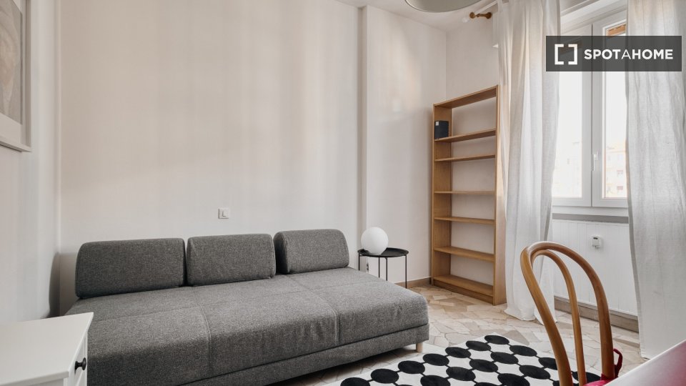 Apartment Milan, 1 bed, 38m² — photo 3