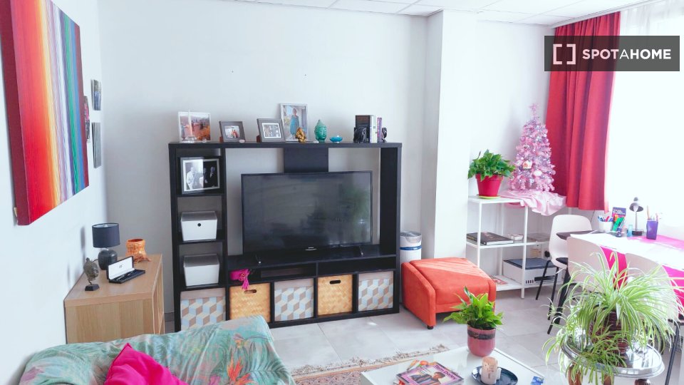 Apartment Brussels, 1 bed, 65m² — photo 23