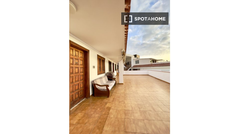 Apartment Santa_Cruz_De_Tenerife, 2 beds, 66m² — photo 10