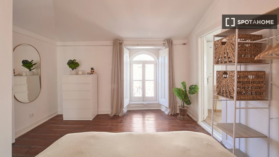 Double room Lisbon, 13 beds — photo 3