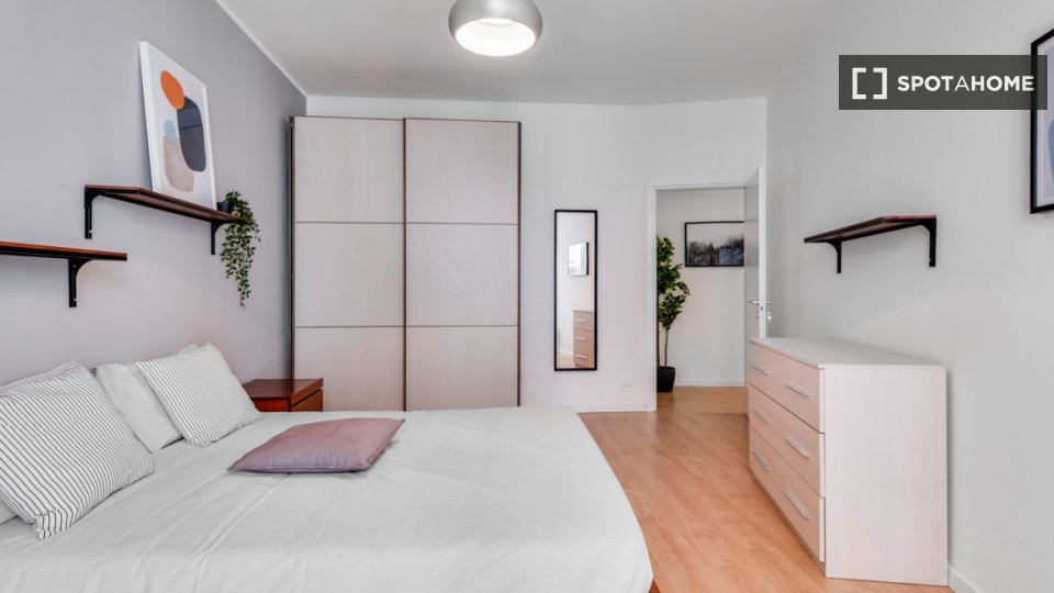 Double room Milan, 2 beds, 70m² — photo 1