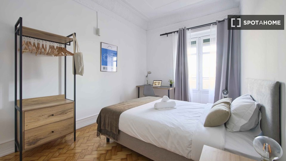 Double room Lisbon, 7 beds — photo 30