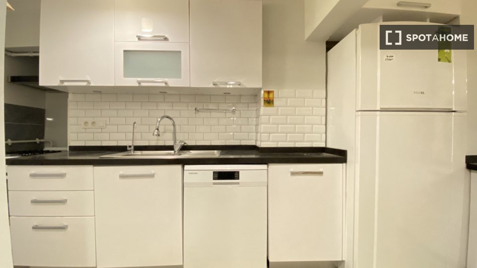 Apartment Istanbul, 1 bed — photo 15