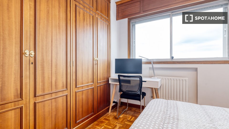 Habitación en piso compartido en alquiler en Pilar, Madrid