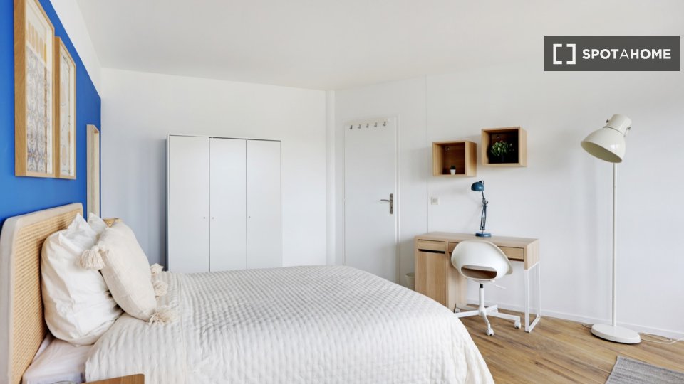 Double room Paris, 7 beds — photo 11