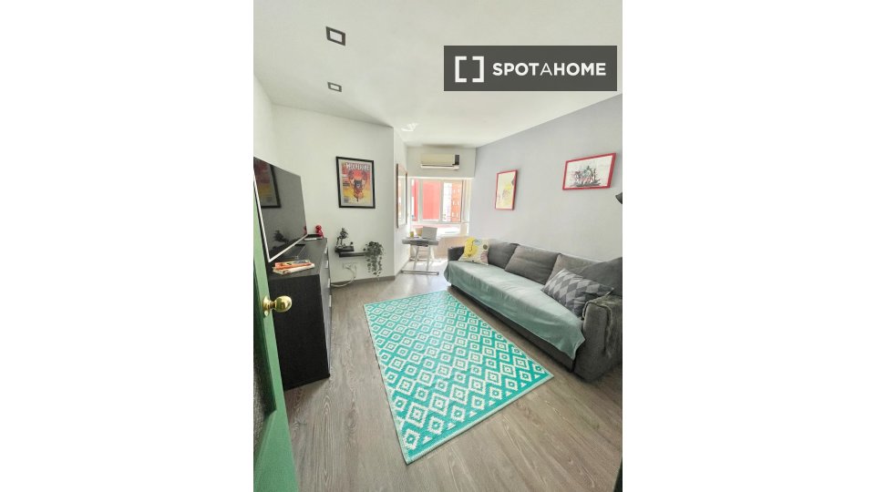 Apartment Madrid, 2 beds, 65m² — photo 8