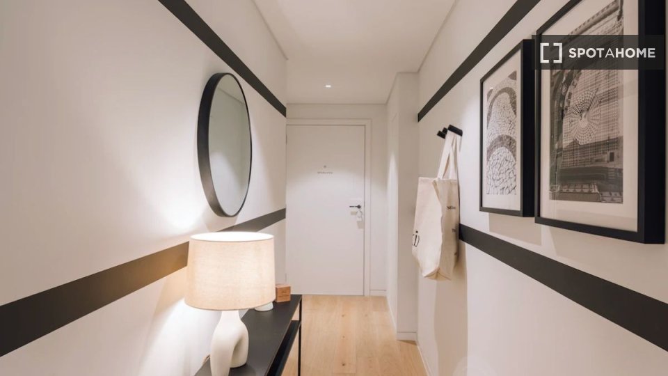 Apartment Lisbon, 3 beds — photo 11