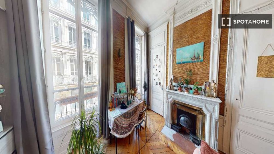 Camera doppia Lione, 4 camere, 110m² — foto 2