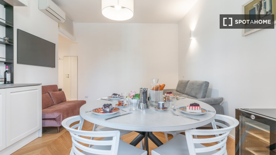Apartment Milan, 2 beds, 69m² — photo 11