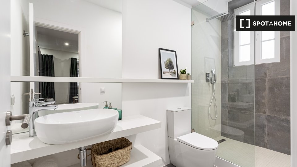 Apartment mono Lisbon — photo 11