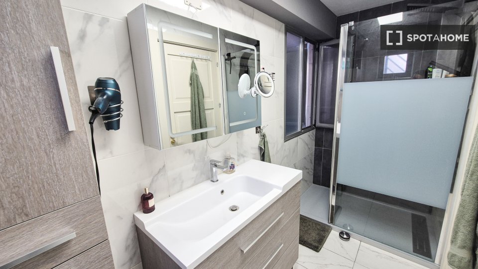 Apartment Alicante, 3 beds, 125m² — photo 6