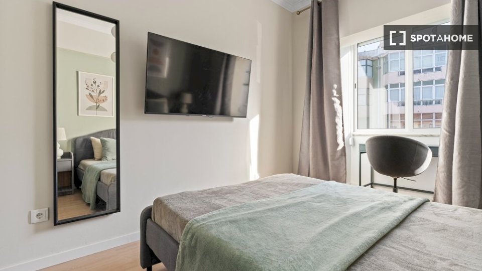 Double room Lisbon, 6 beds — photo 3