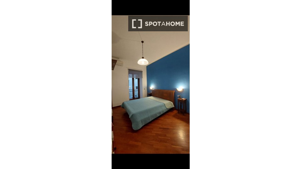 Double room Naples, 4 beds — photo 14