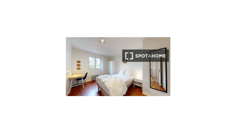 Double room Paris, 21 beds — photo 10
