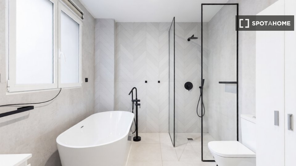 Apartment Valencia, 3 beds, 250m² — photo 17